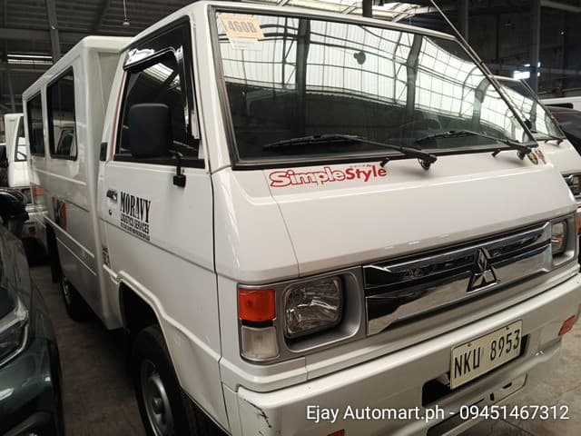 Car gallery image