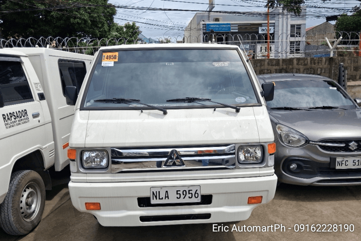 Car gallery image