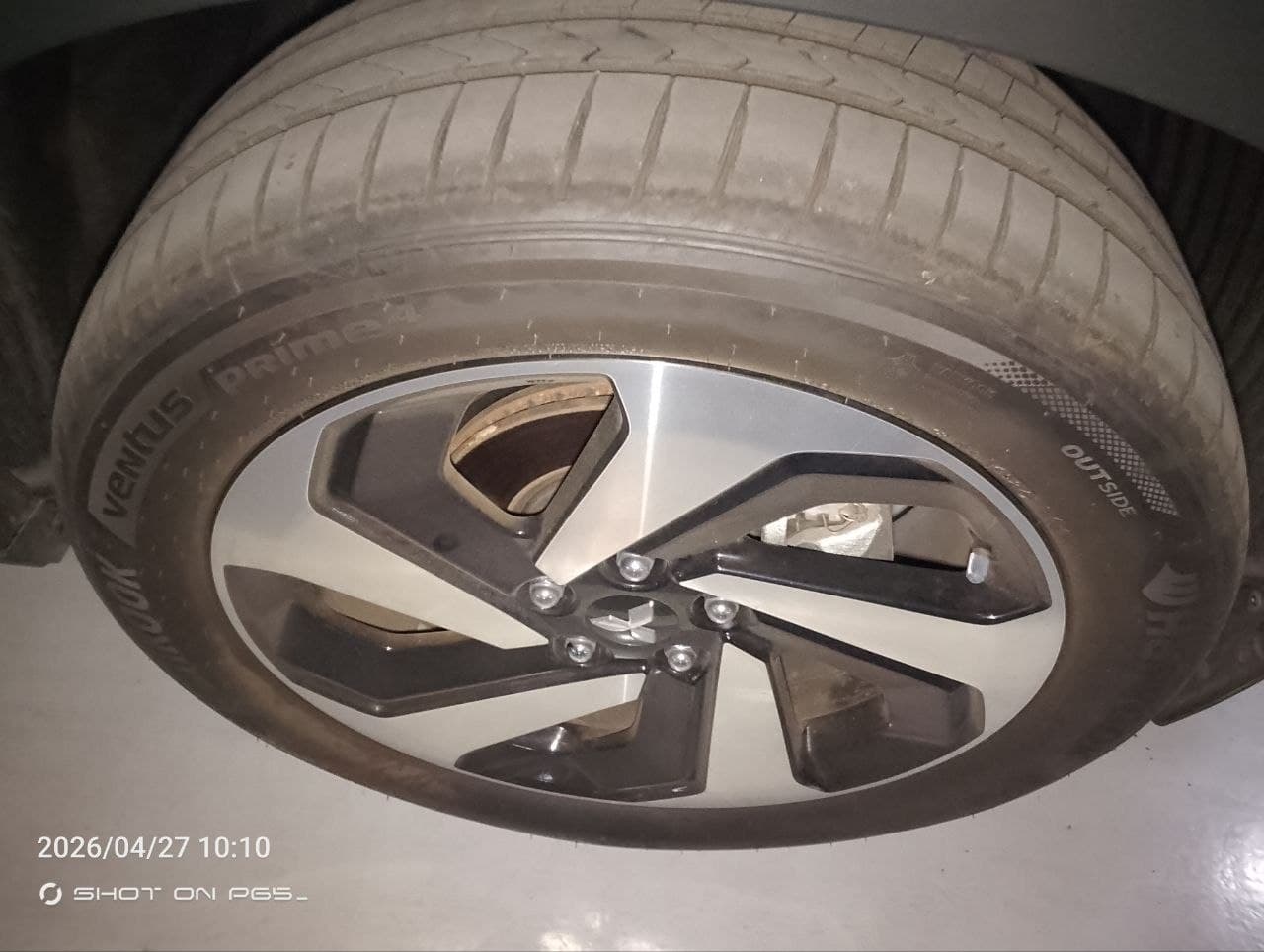 Car gallery image