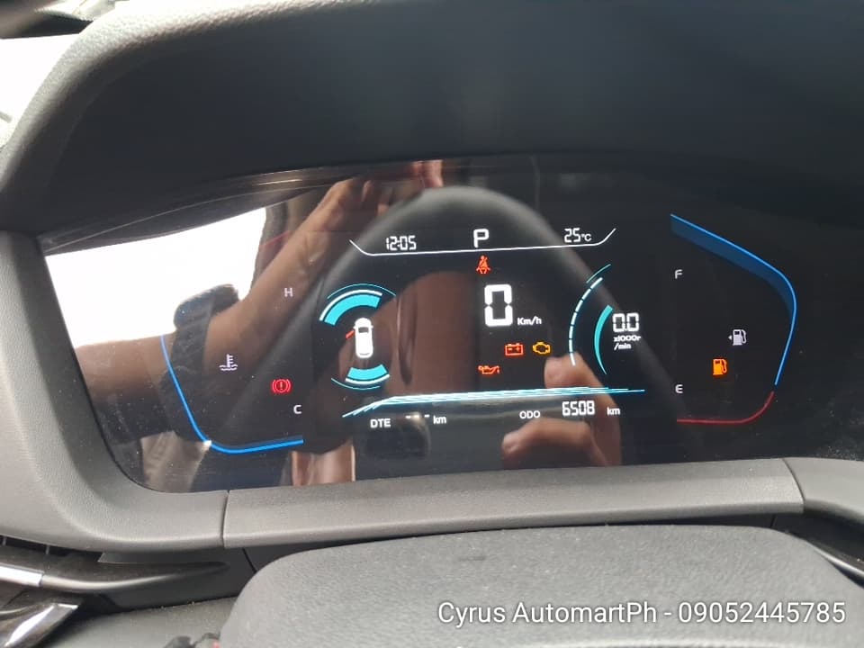 Car gallery image