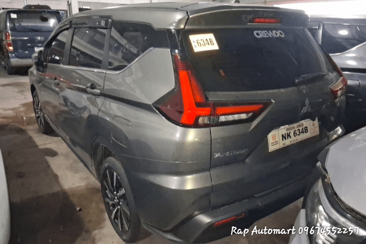 Car gallery image