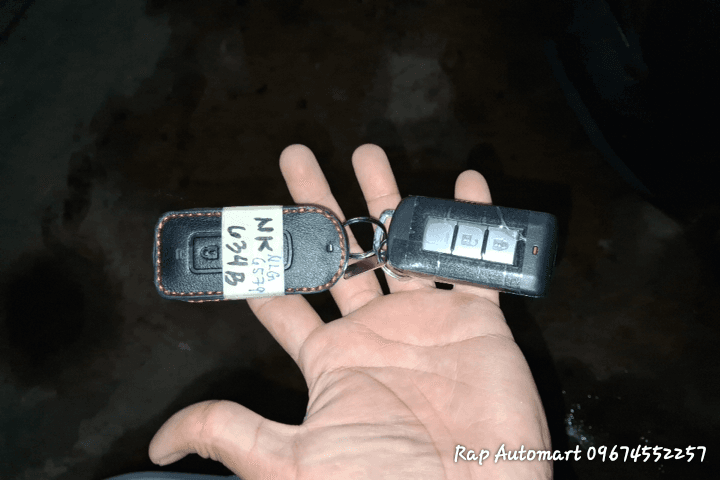 Car gallery image