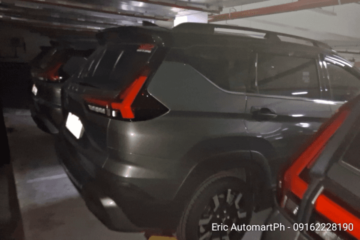 Car gallery image