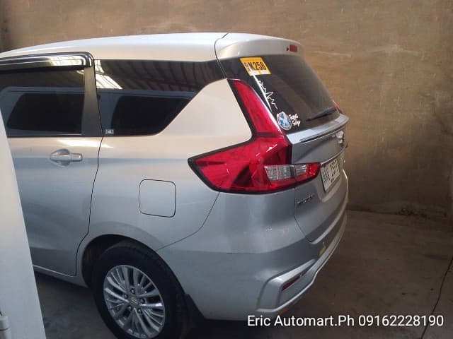 Car gallery image