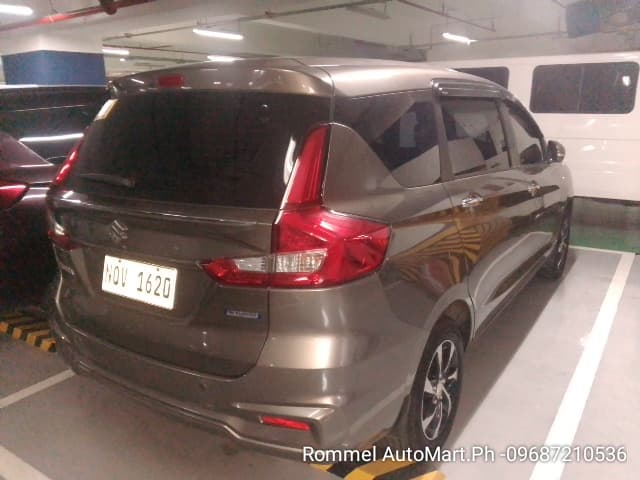 Car gallery image