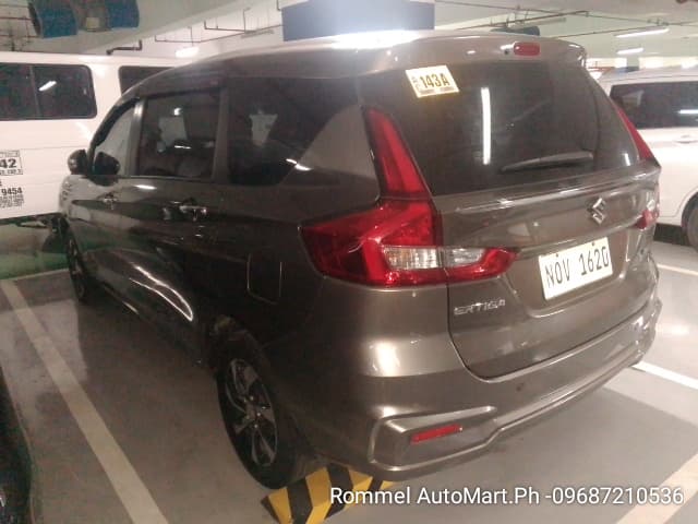 Car gallery image