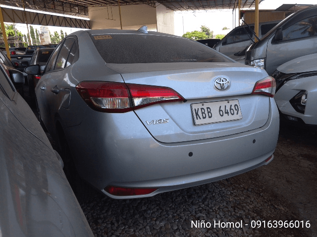 Car gallery image
