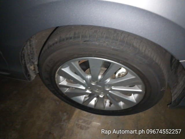 Car gallery image