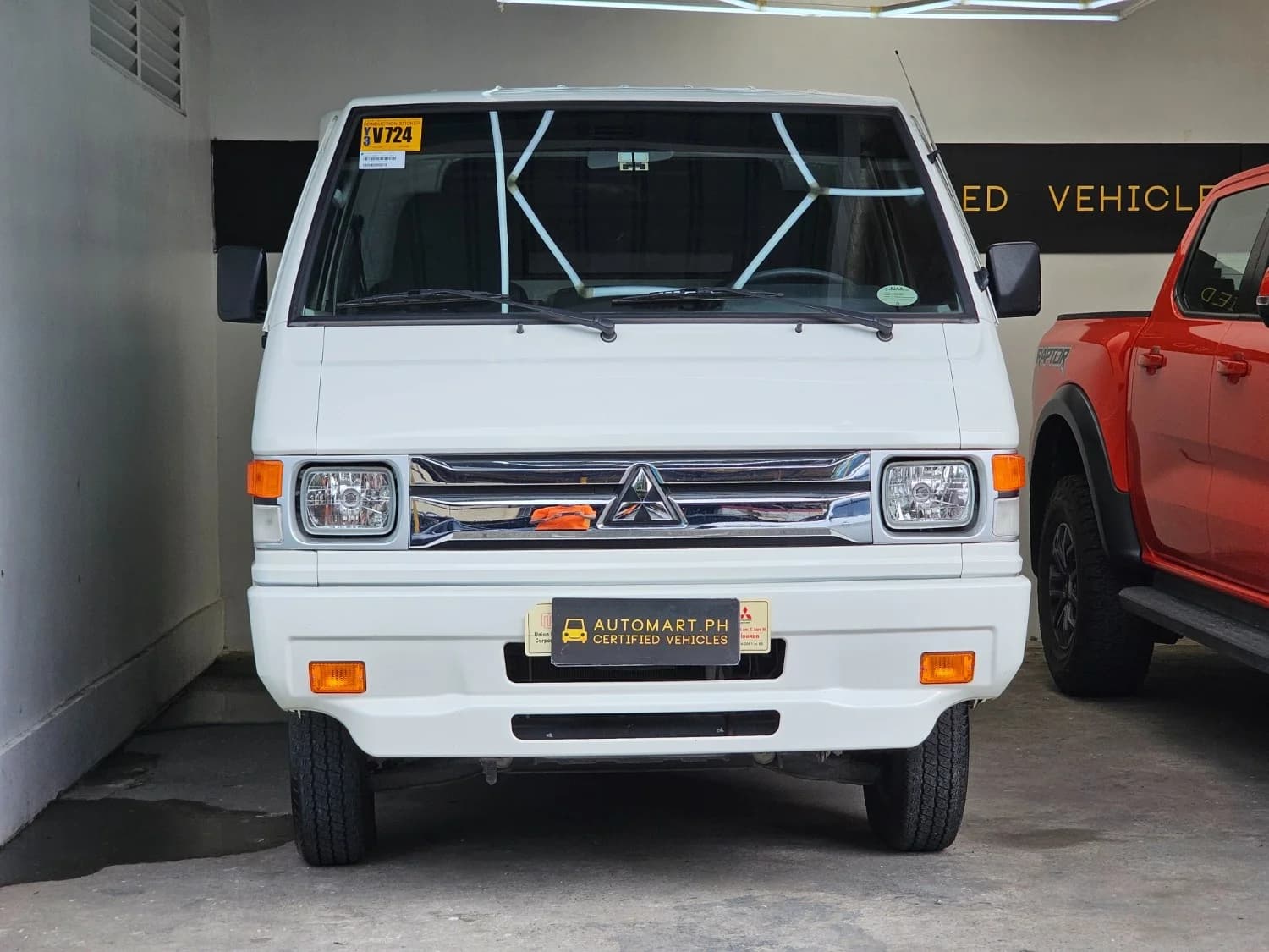 Car gallery image
