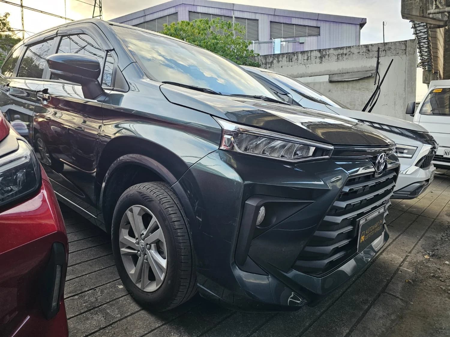 Car gallery image