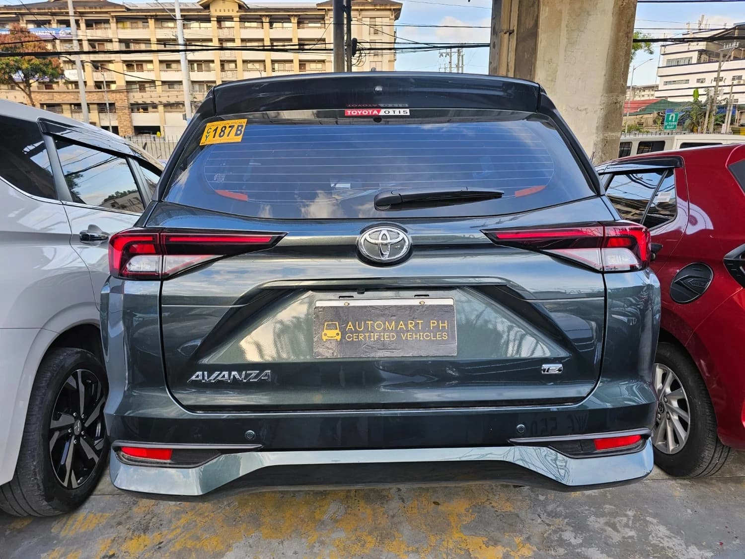 Car gallery image