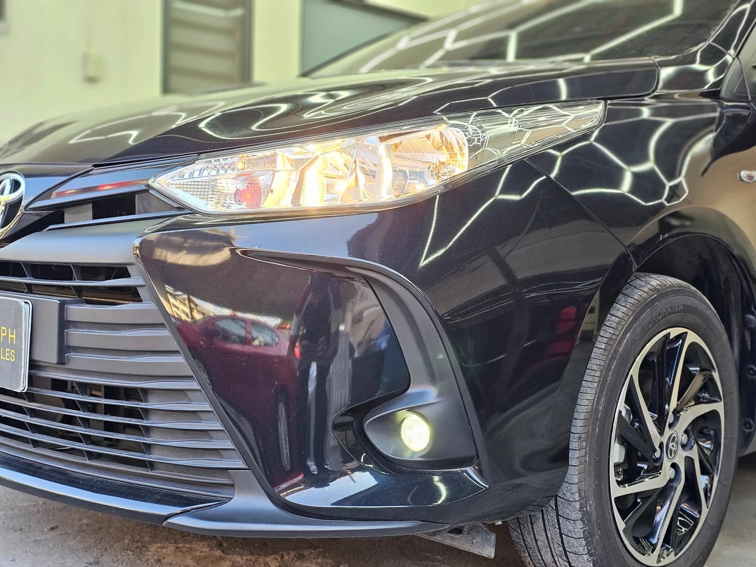 Car gallery image