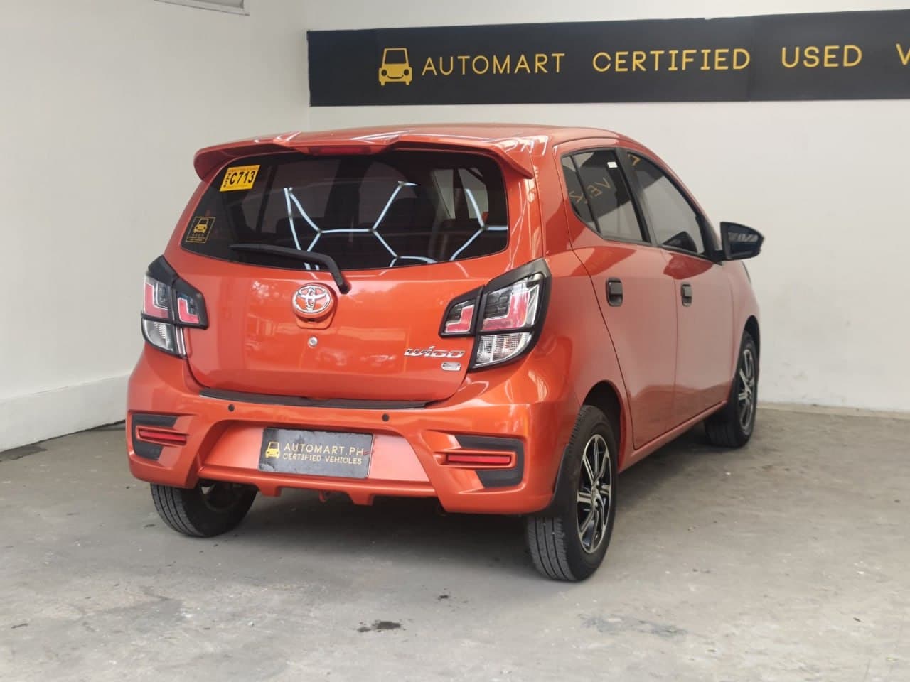 Car gallery image