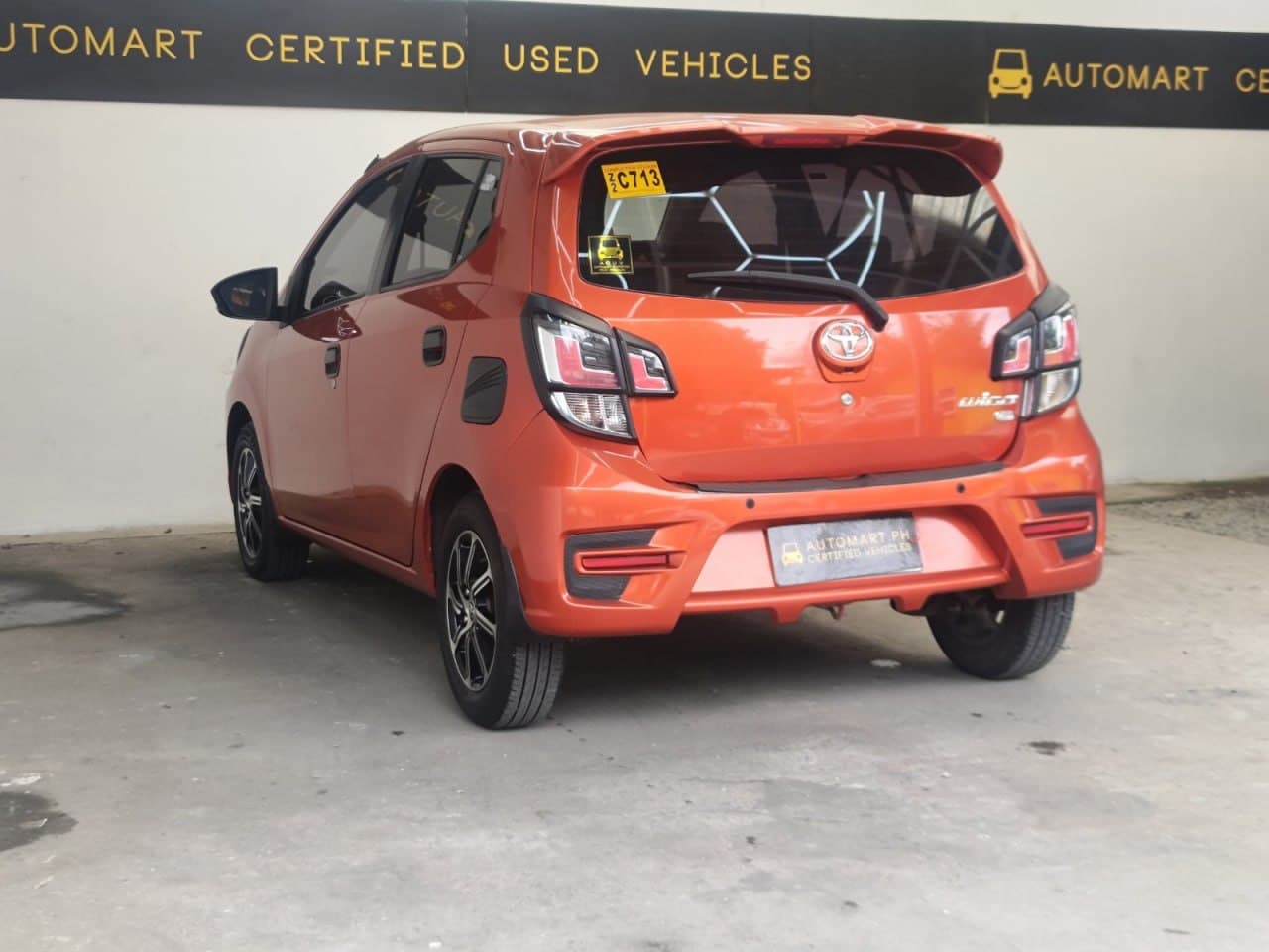 Car gallery image