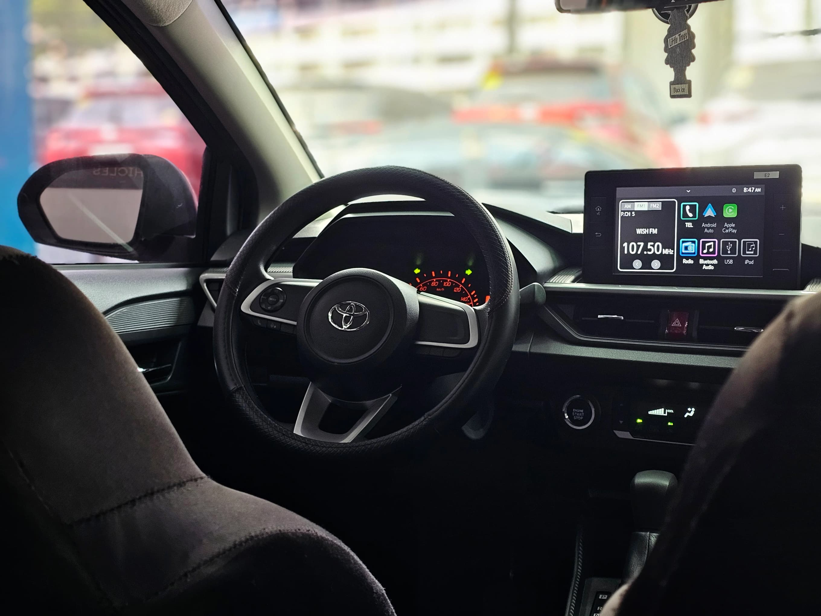 Car gallery image