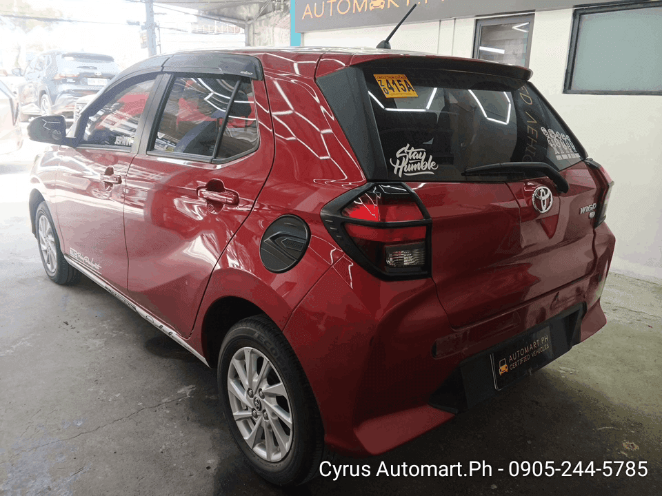 Car gallery image