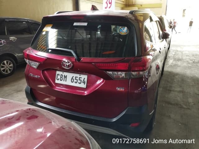 Car gallery image