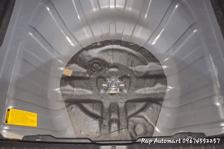 Car gallery image