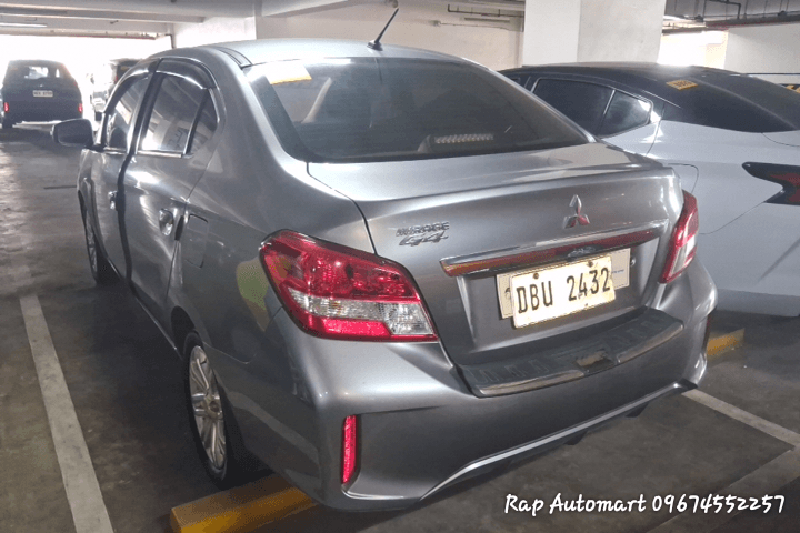 Car gallery image
