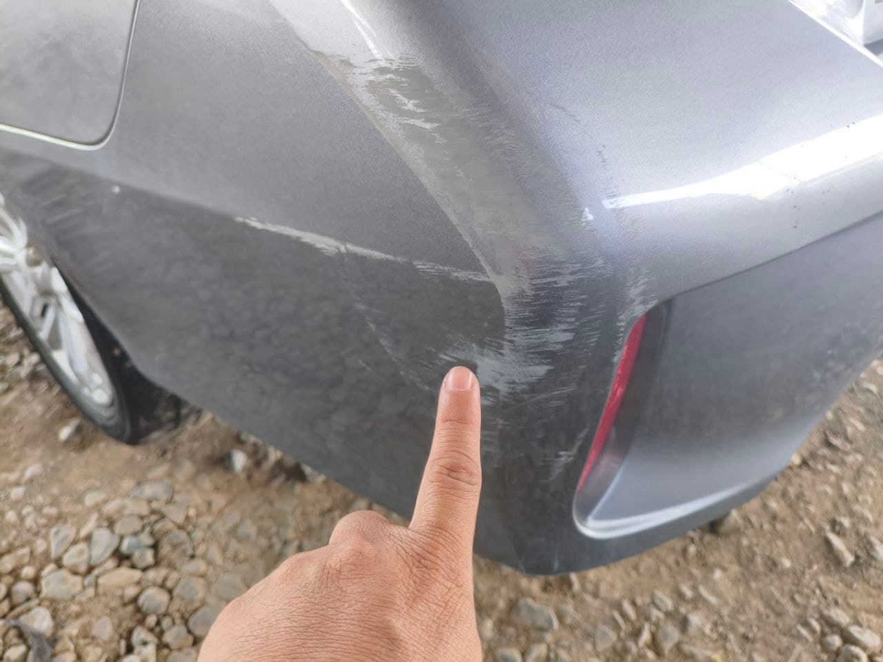 Car gallery image