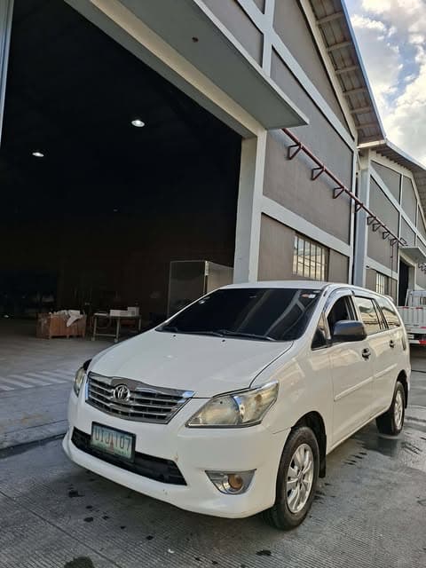 Car gallery image