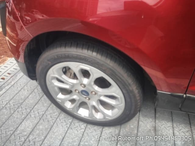 Car gallery image