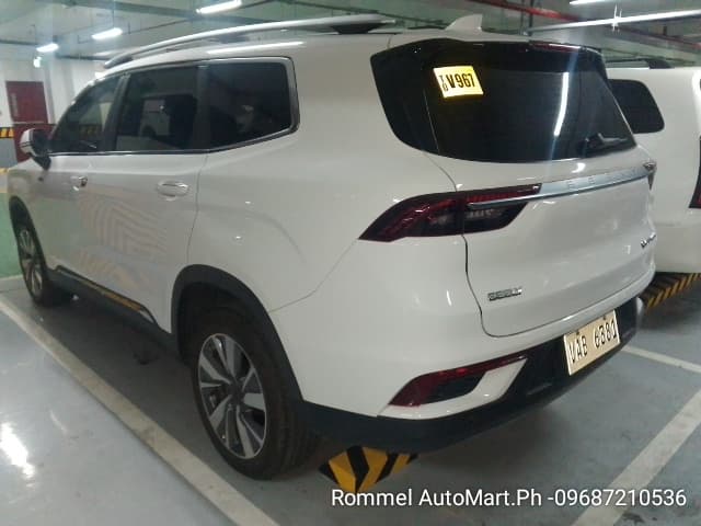 Car gallery image