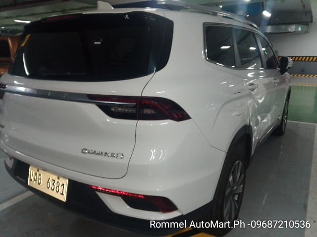 Car gallery image