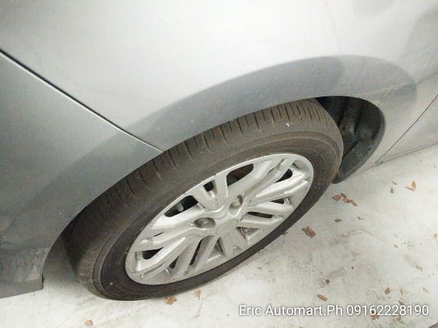 Car gallery image