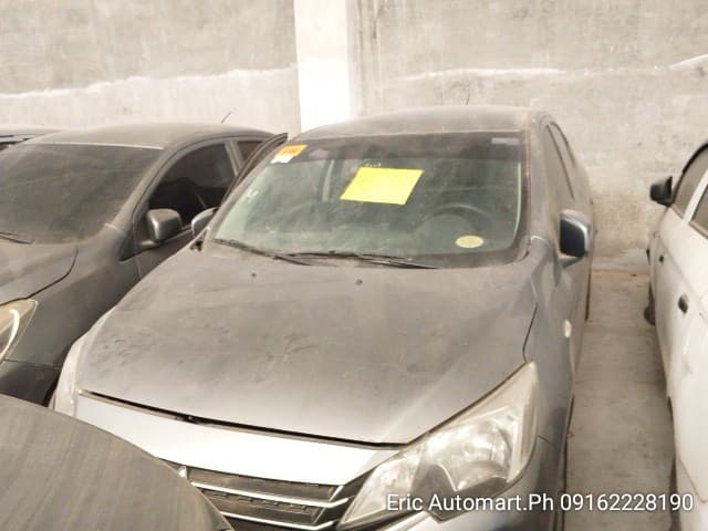Car gallery image