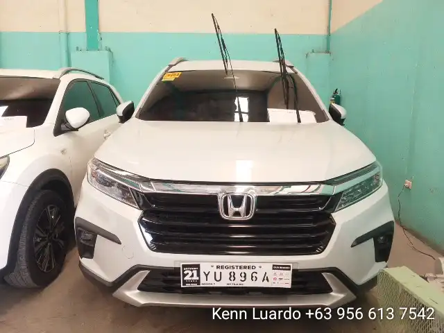 Car gallery image