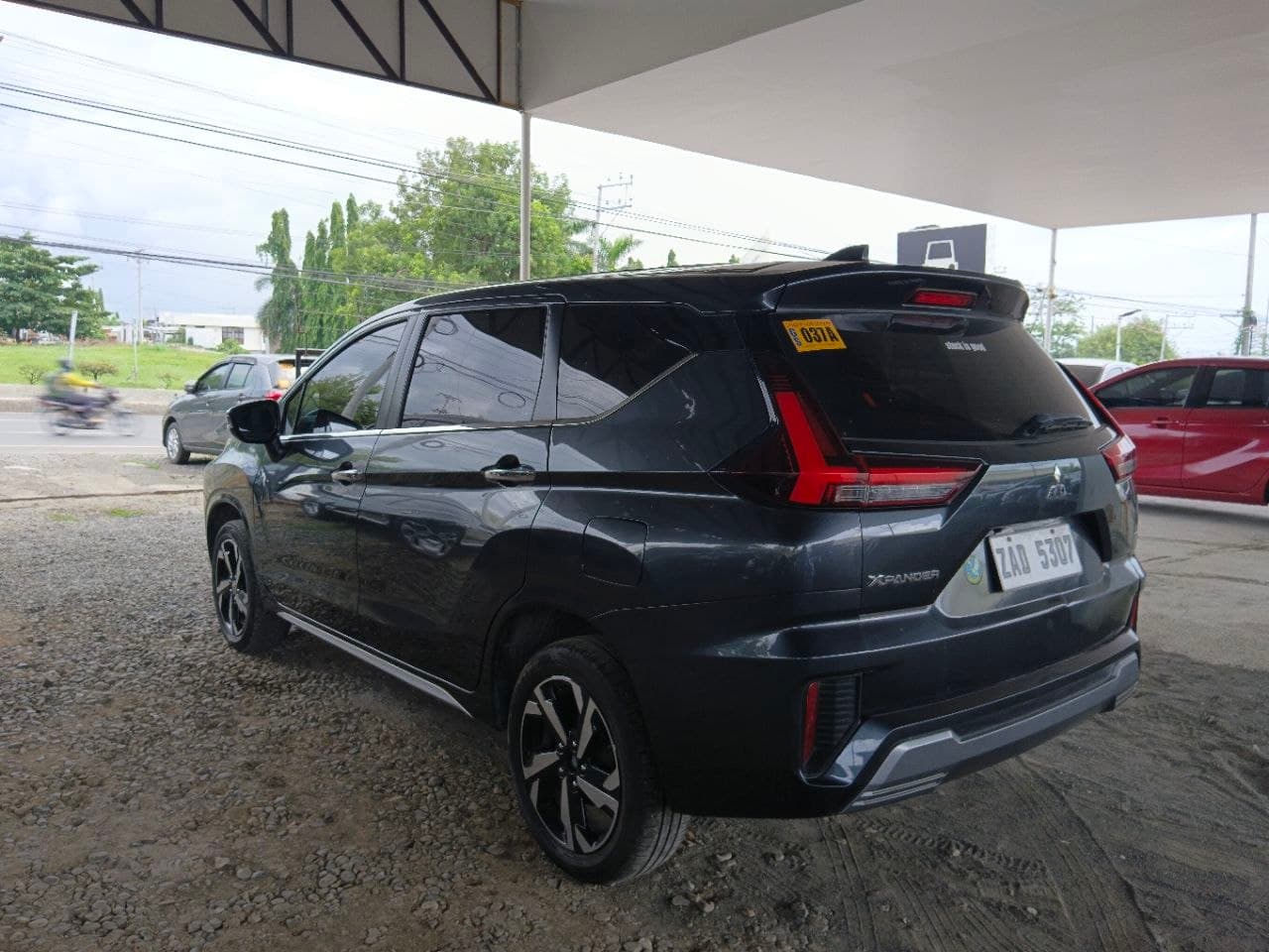Car gallery image