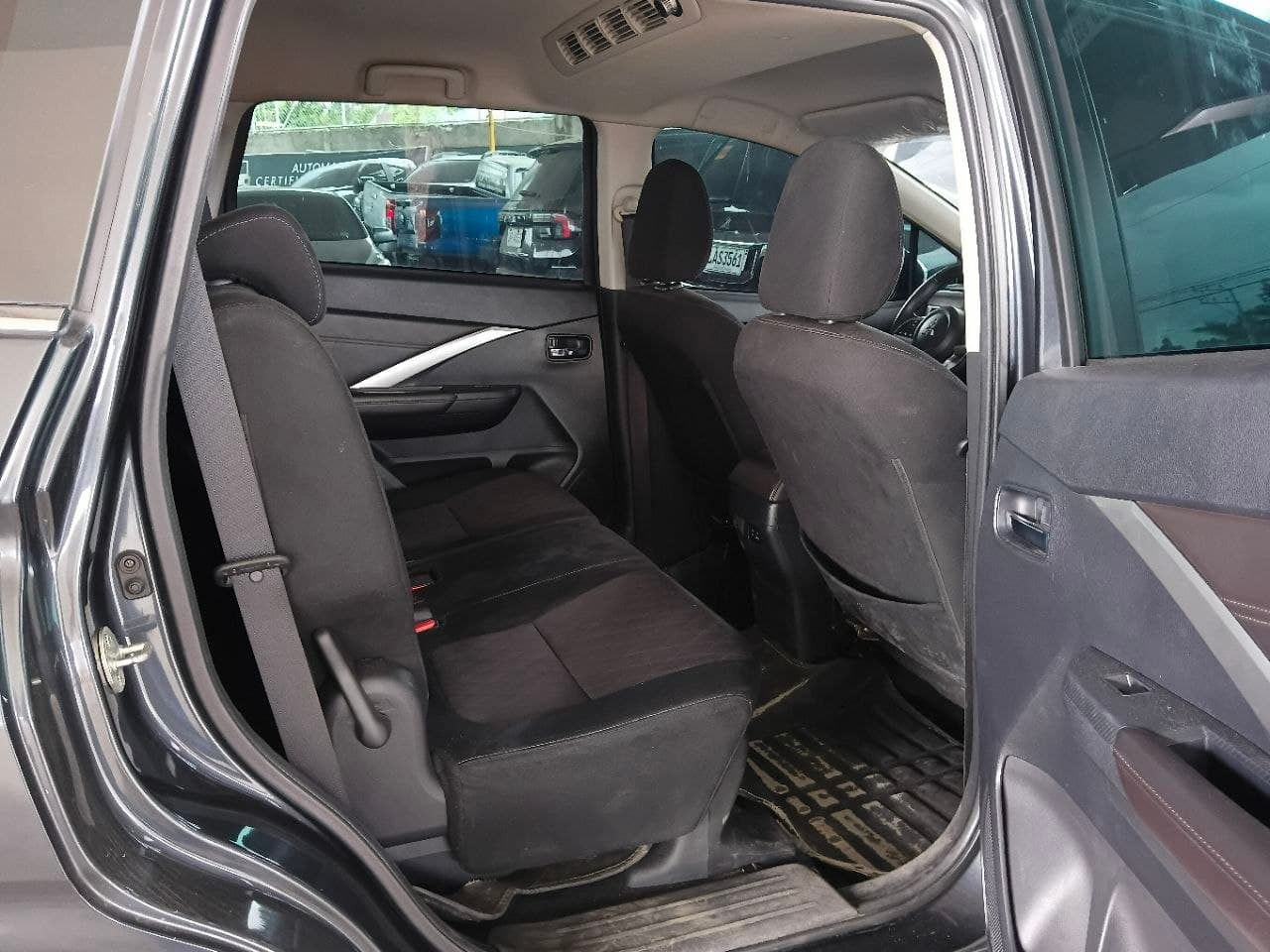 Car gallery image