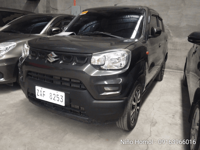 Car gallery image