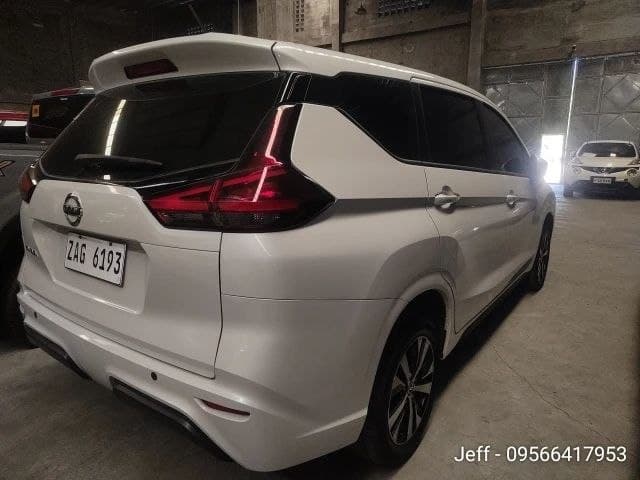 Car gallery image