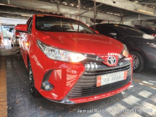 Car gallery image