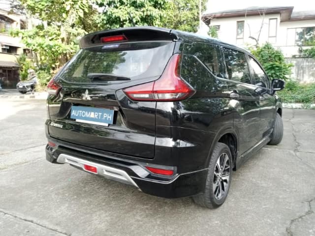 Car gallery image