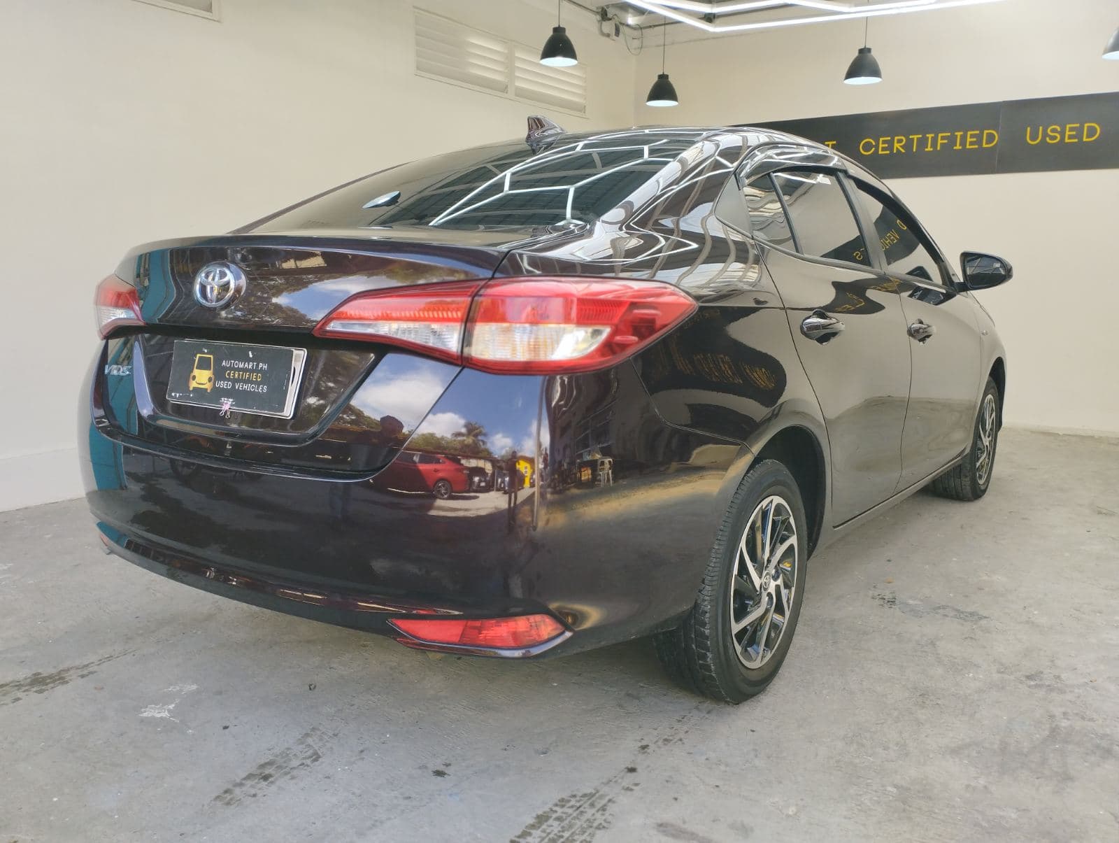 Car gallery image