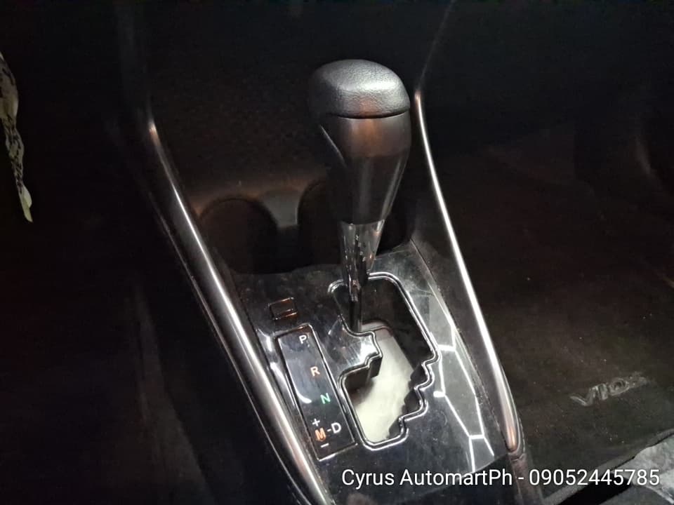 Car gallery image