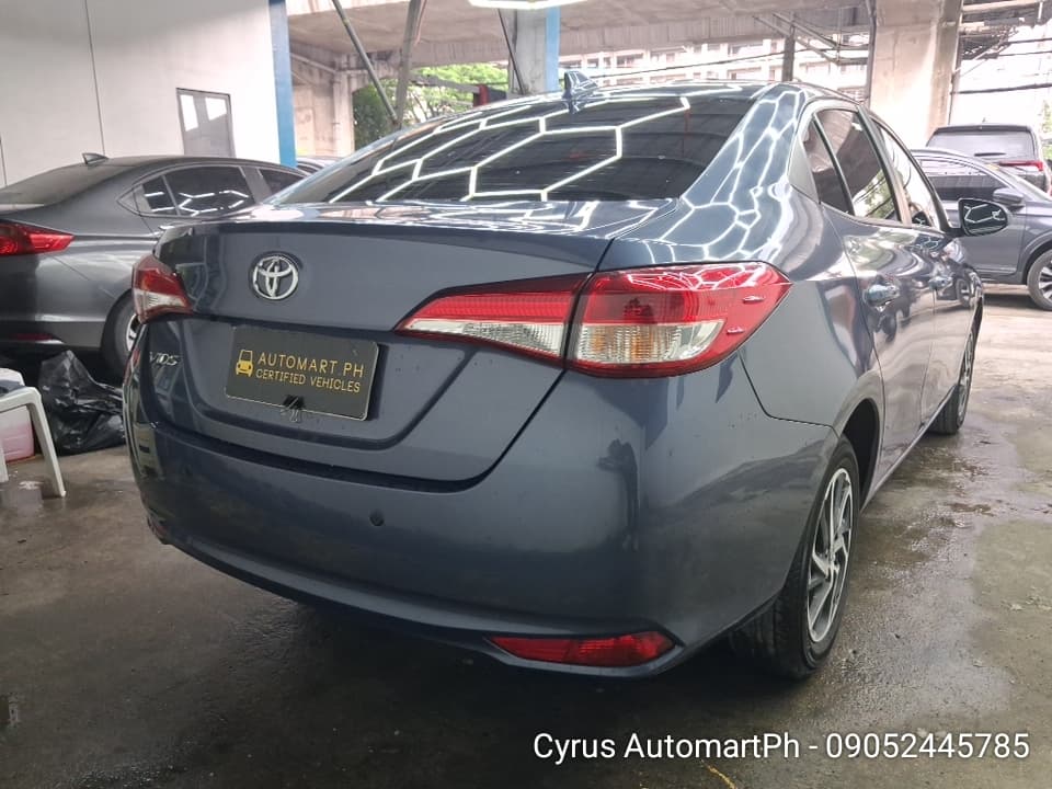 Car gallery image
