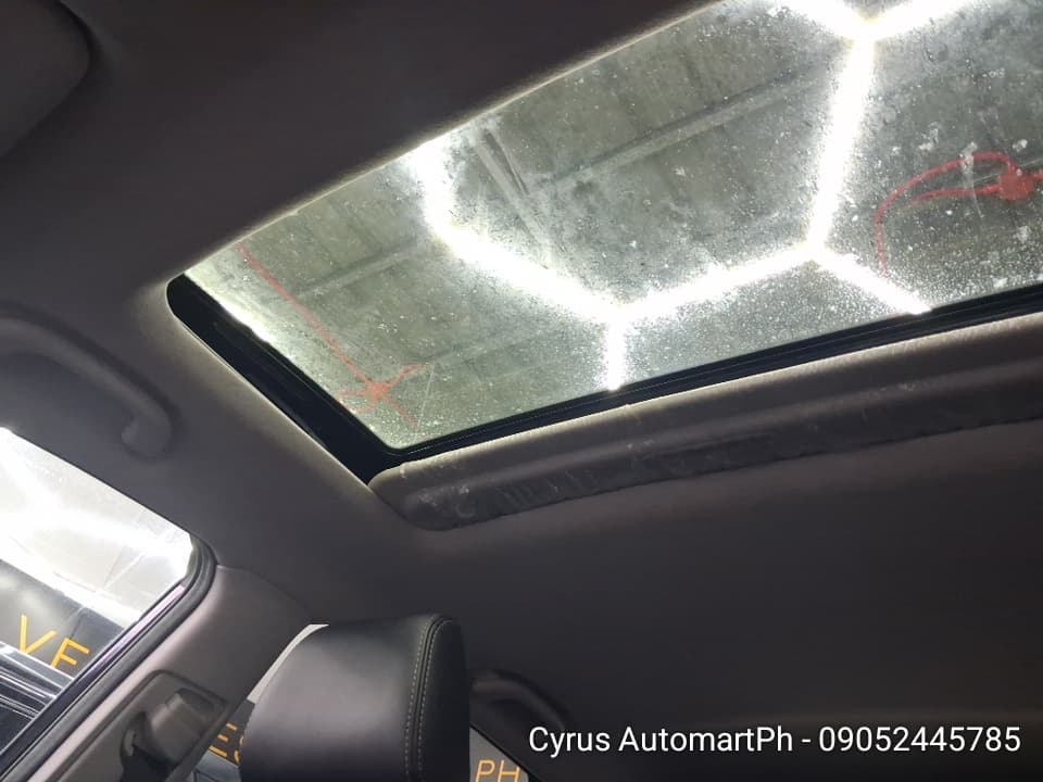 Car gallery image