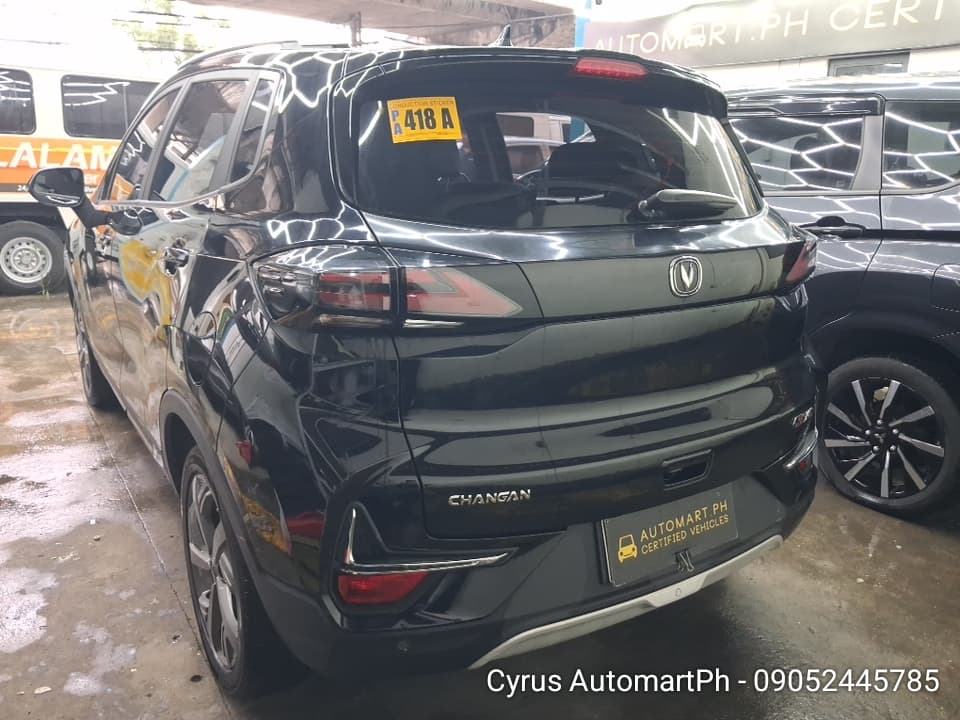 Car gallery image