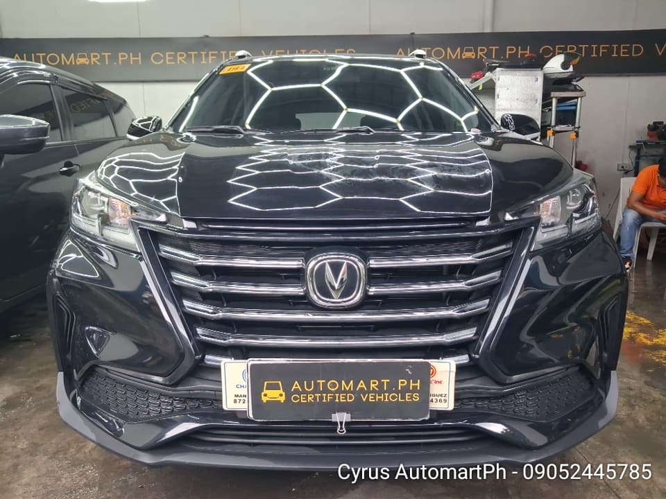 Car gallery image