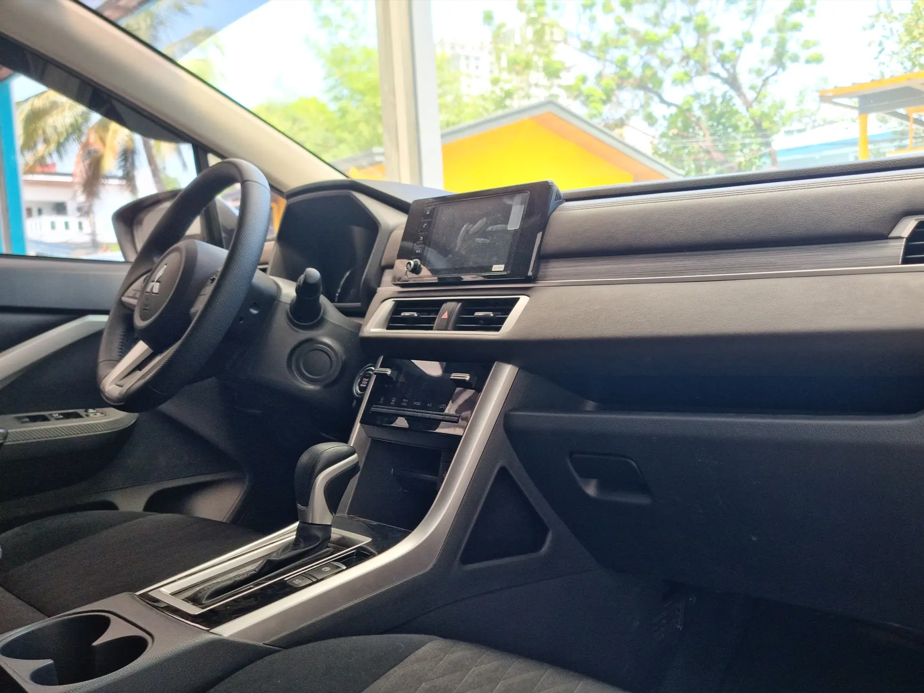 Car gallery image