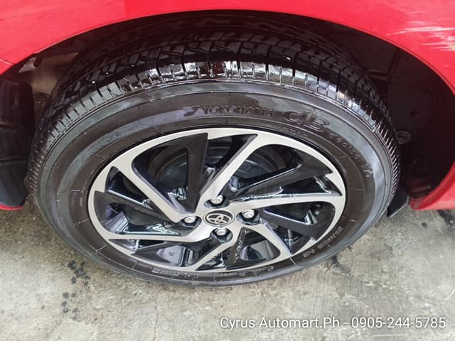 Car gallery image