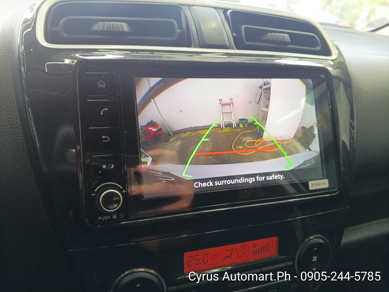 Car gallery image