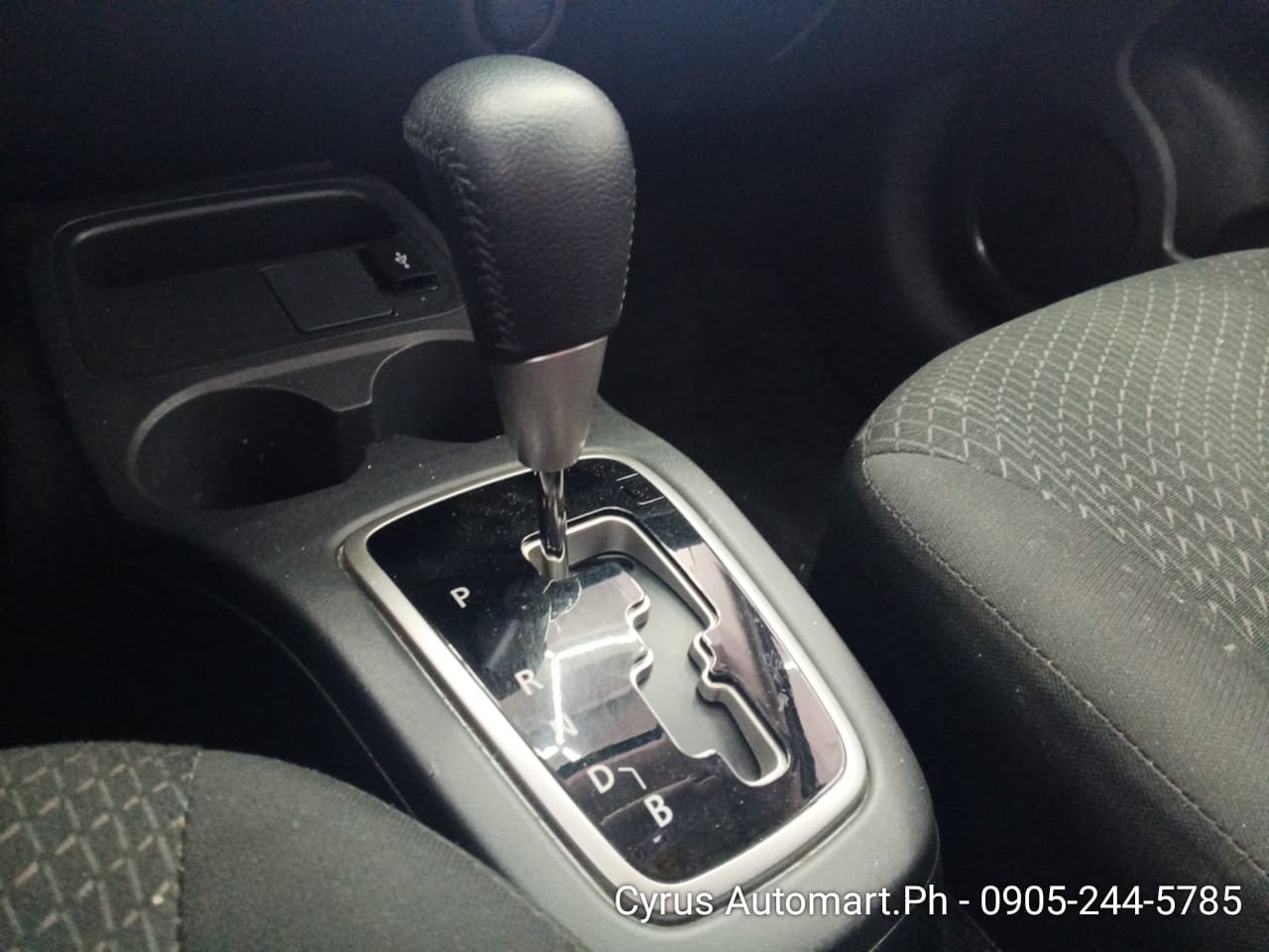 Car gallery image