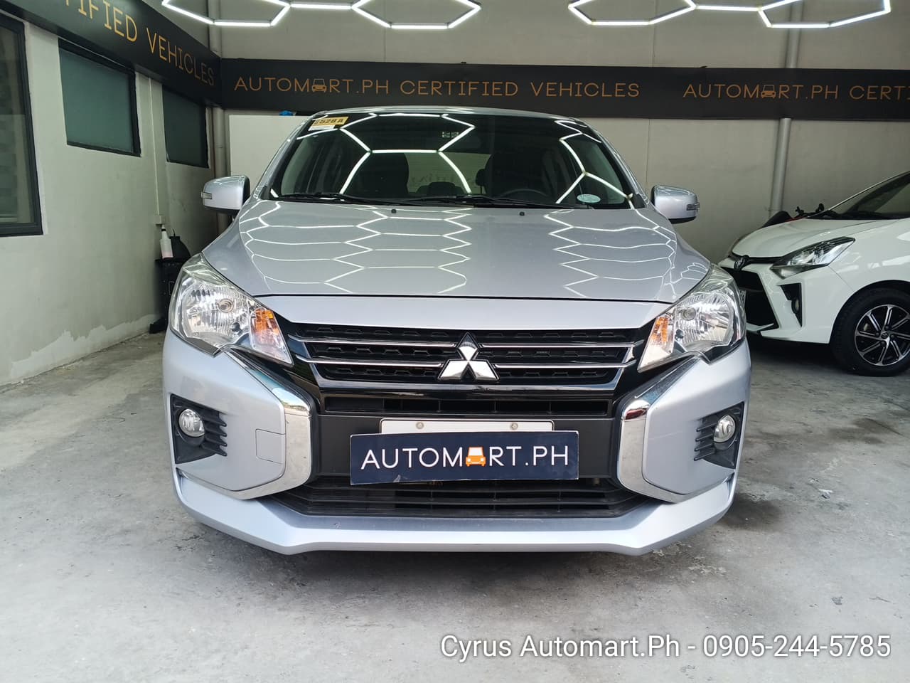 Car gallery image