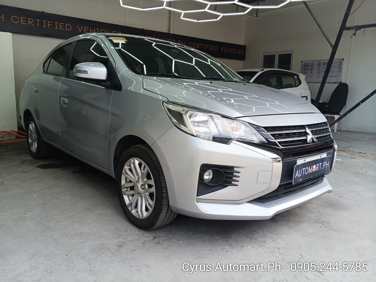 Car gallery image