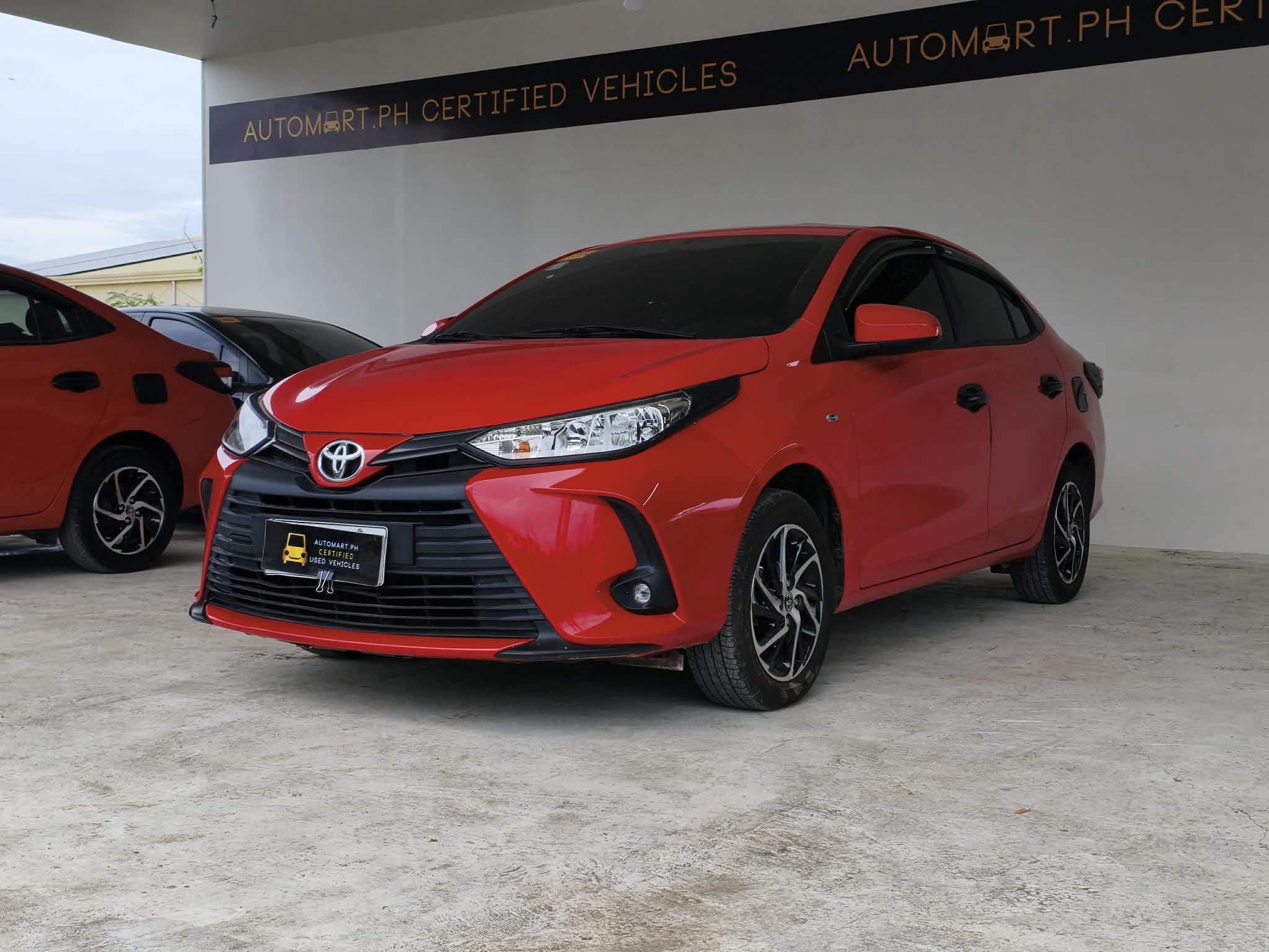 Car gallery image